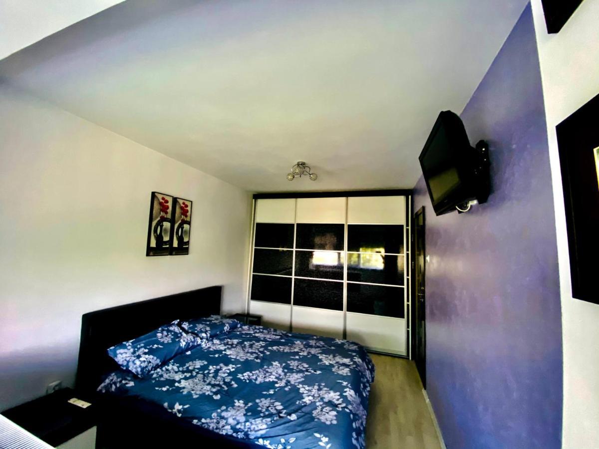 Cozy Central Place Braila Exterior photo
